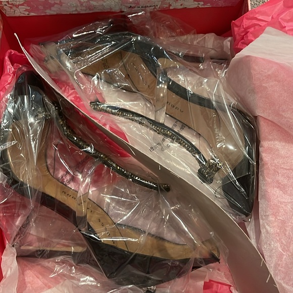 Chinese laundry jive talk beaded heel with clear straps size 8 - Picture 6 of 6